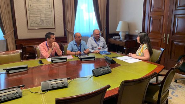 Reunión de APFP con el Grupo Parlamentario VOX