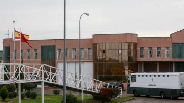 Abortan la fuga de dos presos de la cárcel de Navalcarnero (Madrid)