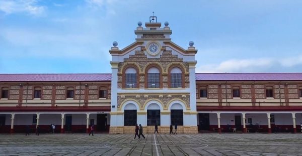 Cuatro funcionarios del centro penitenciario de Burgos con lesiones tras la agresión de un interno