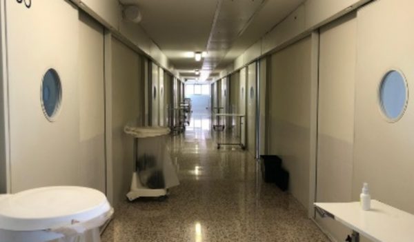 Indignación de los funcionarios de prisiones por excluirles de la negociación de sus condiciones laborales