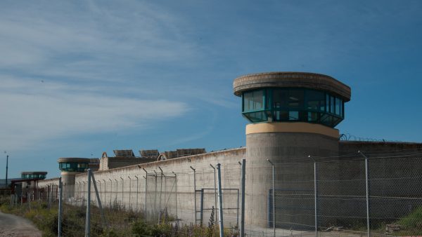 Prisiones premia con 300 euros a los funcionarios que han estado más expuestos al coronavirus