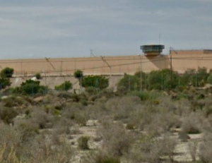 Brutal agresión de un preso a un funcionario de prisiones en el Centro Penitenciario de El Acebuche en Almería