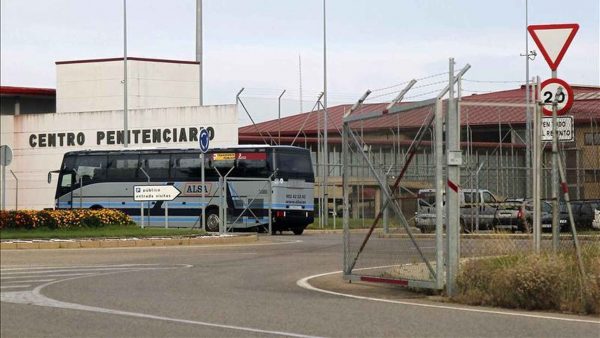 APFP solicita medidas urgentes de transporte personal Centro Penitenciario  Zuera