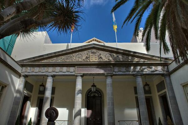 APFP INFORMA: Reunión APFP TENERIFE con Diputada Paula Jover de VOX