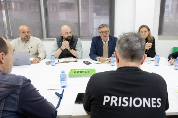 Vox denuncia la situación de El Acebuche y exige que los funcionarios sean autoridad