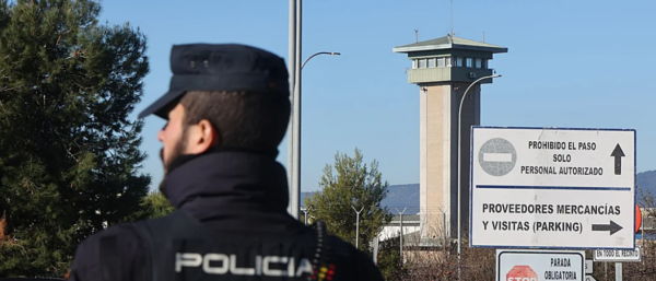 Grave agresión en la cárcel de Córdoba: un preso apuñala a otro en el cuello y es hospitalizado de urgencia